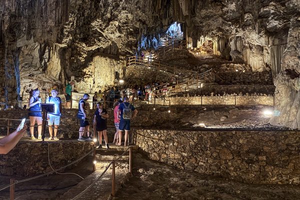 Σπήλαιο Μελιδονίου